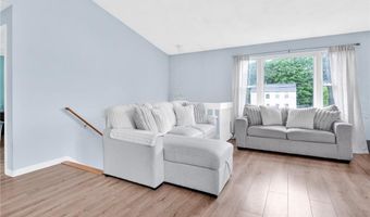 75 Canning St, Cumberland, RI 02864