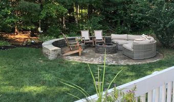 766 Putnam Ave, Barnstable, MA 02630