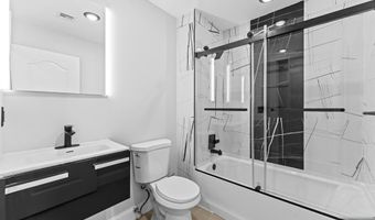 51-59 Bedford 3B, Bergenfield, NJ 07621