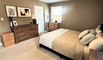 1899 Woodgate St, Austintown, OH 44515