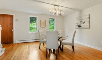 444 Middle Rd, Boxborough, MA 01719
