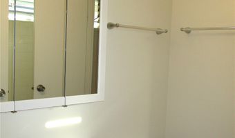 1664 Piikea St, Honolulu, HI 96818