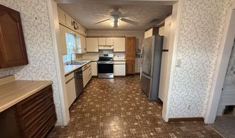 2753 Western Ave, Bedford, IN 47421