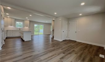 122 Winterbrook Dr, Amherst, NY 14228
