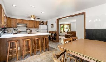 210 Rice St, Athol, MA 01331