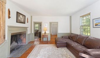 16 Burgess Rd, Foster, RI 02825