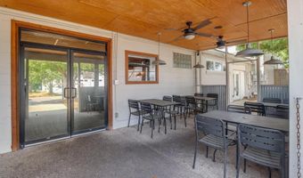 126 Main St, Bay St. Louis, MS 39520