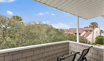 53 OCEANSIDE Dr, Atlantic Beach, FL 32233