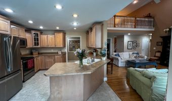 280 Arlington Dr, Batesville, IN 47006