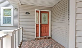 321 E APPLE CREEK Rd, Appleton, WI 54913