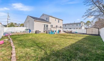 1409 Cable Ave, Beachwood, NJ 08722