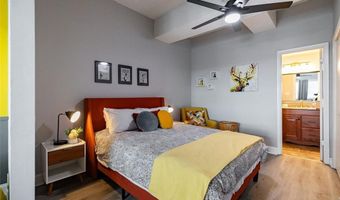 131 E BROAD St #706, Athens, GA 30601