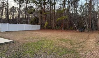 57 Brandon St, Baxley, GA 31513