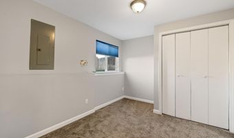 1726 N Black Oak Ct, Andover, KS 67002