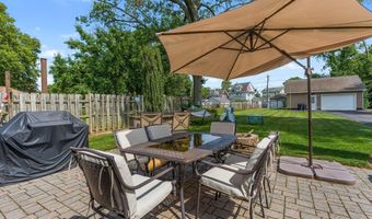 214 SPRUCE St, Audubon, NJ 08106