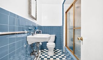 78 Arrowhead Rd, Brookfield, CT 06804