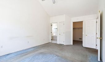 7 Willowtree Ct, Barnegat, NJ 08005