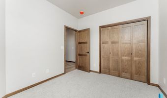 2317 E Brek St, Brandon, SD 57005
