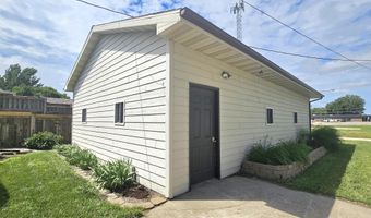 709 N 3rd St, Aberdeen, SD 57401