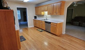 250 CHILDMARK Dr, Albertville, AL 35950