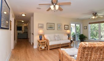 105 CHICAGO St, Dewey Beach, DE 19971