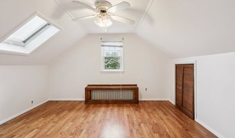 9 Fairfield Ave, Danbury, CT 06810