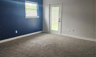 1803 Crouch St, Bentonville, AR 72712