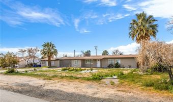 15944 Wintun Rd, Apple Valley, CA 92307