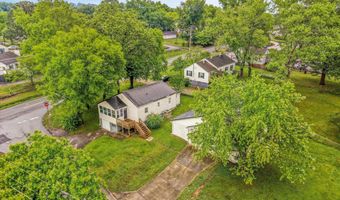 835 E Lincoln Rd, Alcoa, TN 37701