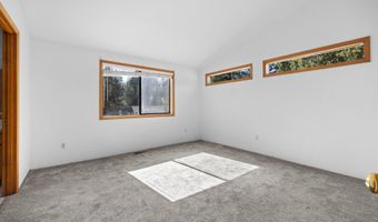 61325 King Josiah Pl, Bend, OR 97702