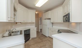 160 Apple Blossom Dr, Brandon, MS 39047