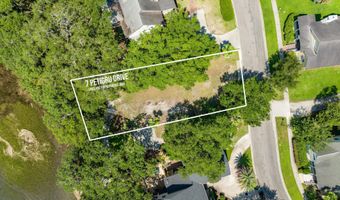 7 Petigru Dr, Beaufort, SC 29902