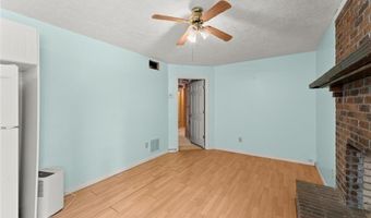 185 Lee Path, Acworth, GA 30102