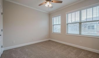 1949 Sterling Oaks Cir NE 13, Atlanta, GA 30319