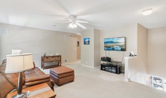 305 BUCKINGHAM Dr, Algonquin, IL 60102