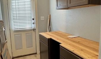 511 W Highland Ave, Aransas Pass, TX 78336