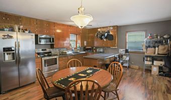 1423 S 7th St, Aberdeen, SD 57401