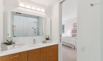 7405 HELMSDALE Rd, Bethesda, MD 20817