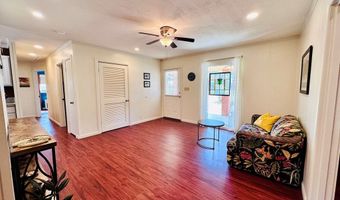 23 Apalachee St, Apalachicola, FL 32320