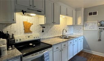 908 8th Ave SW, Austin, MN 55912