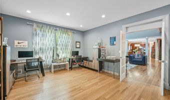 301 BERKLEY Ave, Belle Mead, NJ 08502