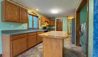 17 Harrison Ave, Bourne, MA 02532