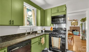 1225 E 48th St, Savannah, GA 31404