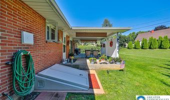 3016 Coplay Ln, North Whitehall, PA 18052