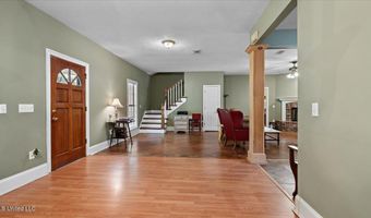 161 Goshen Springs Ln, Brandon, MS 39047