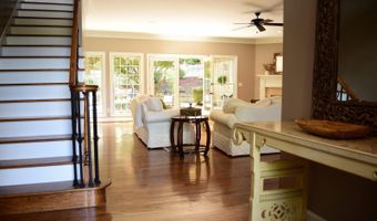160 SHIRAZ St, Alabaster, AL 35007