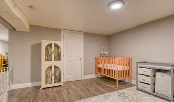 424 E DARWIN St, Athena, OR 97813