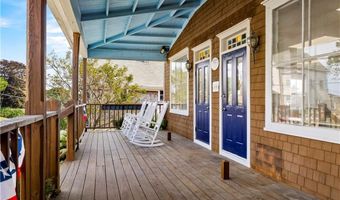 27 High St 3, Block Island, RI 02807