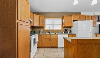 815 Aurora St, Belle Fourche, SD 57717