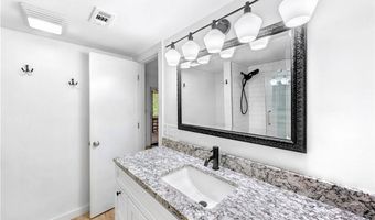 1 Mellor Ct, Bella Vista, AR 72715